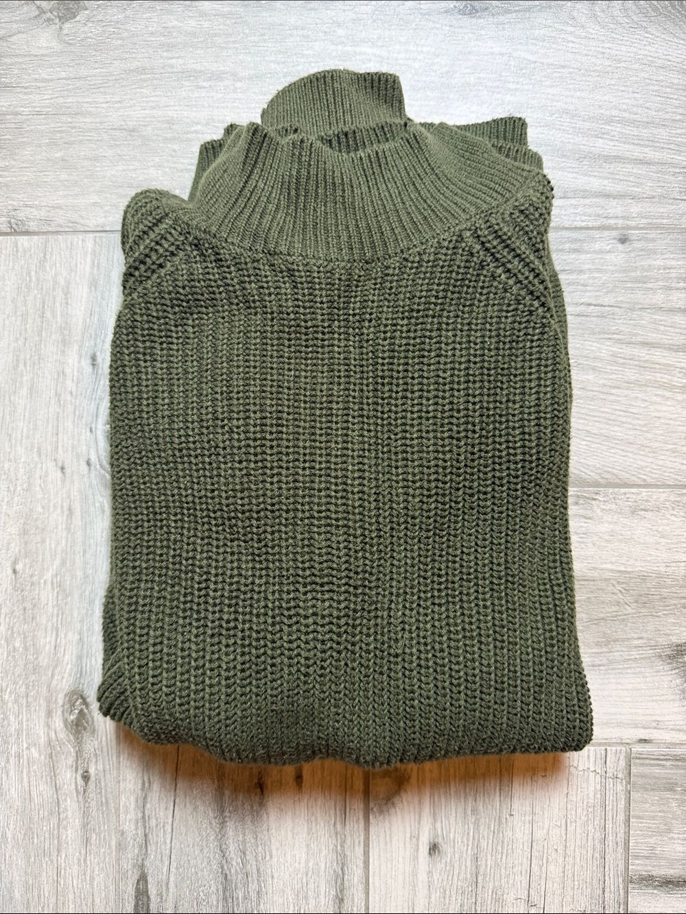 Liverpool Men's Olive Green Turtleneck Sweater